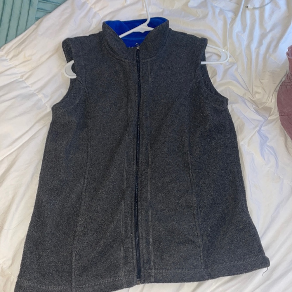 Grey Vest - Picture 1 of 2